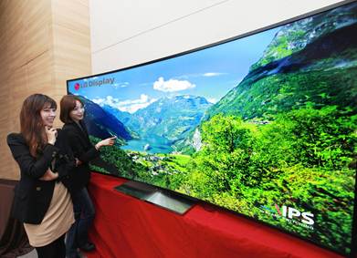 LG三星105英寸曲面电视即将亮相 像素高达1100万
